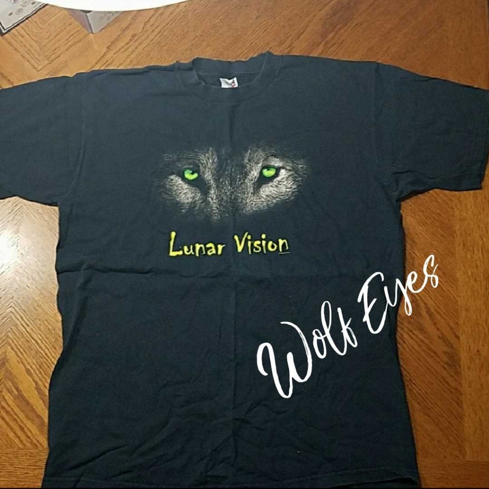 Final Price • Pre Shrunk Wolf Tee Shirt - Picture 1 of 4